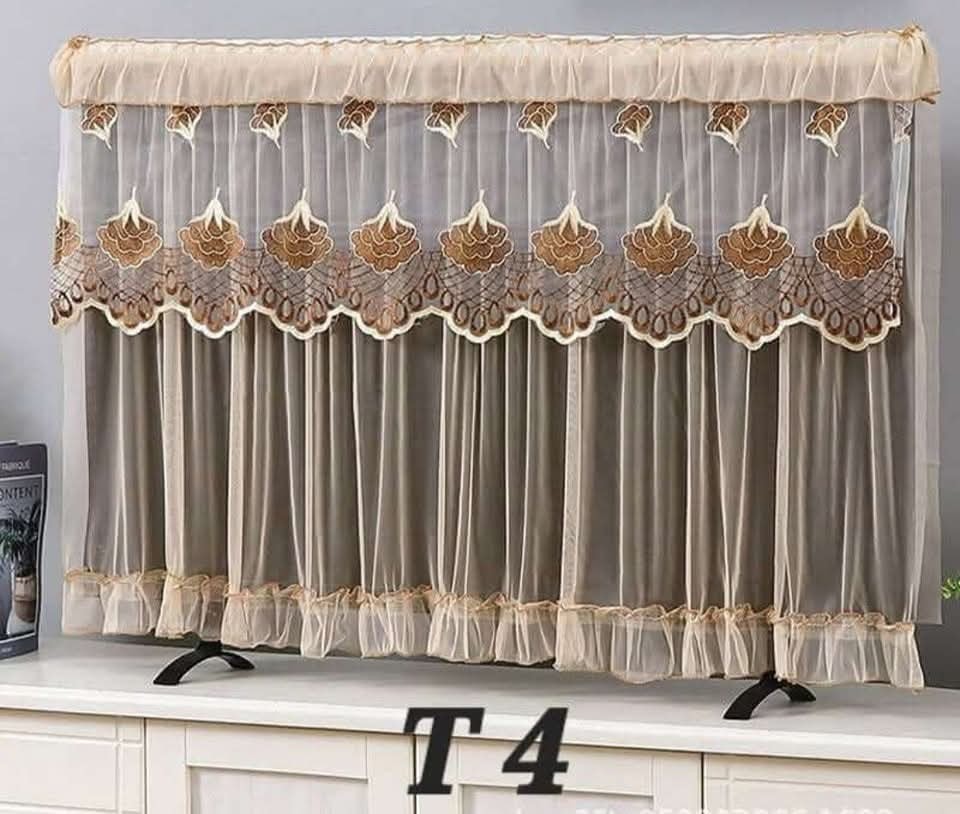 70 inc″ Dustproof TV Cover for LED/LCD 200 টাকা সমমূল্যের আকর্ষণীয় উপহার রিমোট কাভার ও রিমোট হোল্ডার থ্রি পাচ্ছেন